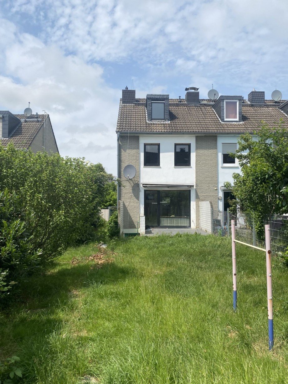 Außenbereich Bild 2 Reihenendhaus Hückelhoven-Baal
