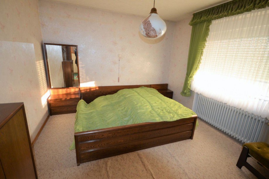 Zimmer 3 OG Doppelhaush�lfte H�ckelhoven-Hilfarth