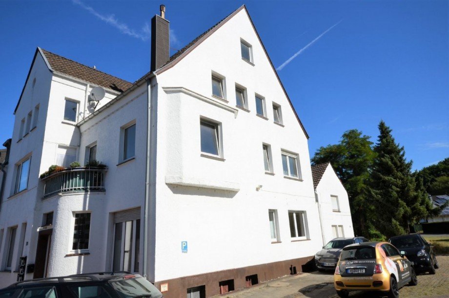 Seitliche Ansicht / Stellpl�tze Erdgeschosswohnung Wassenberg