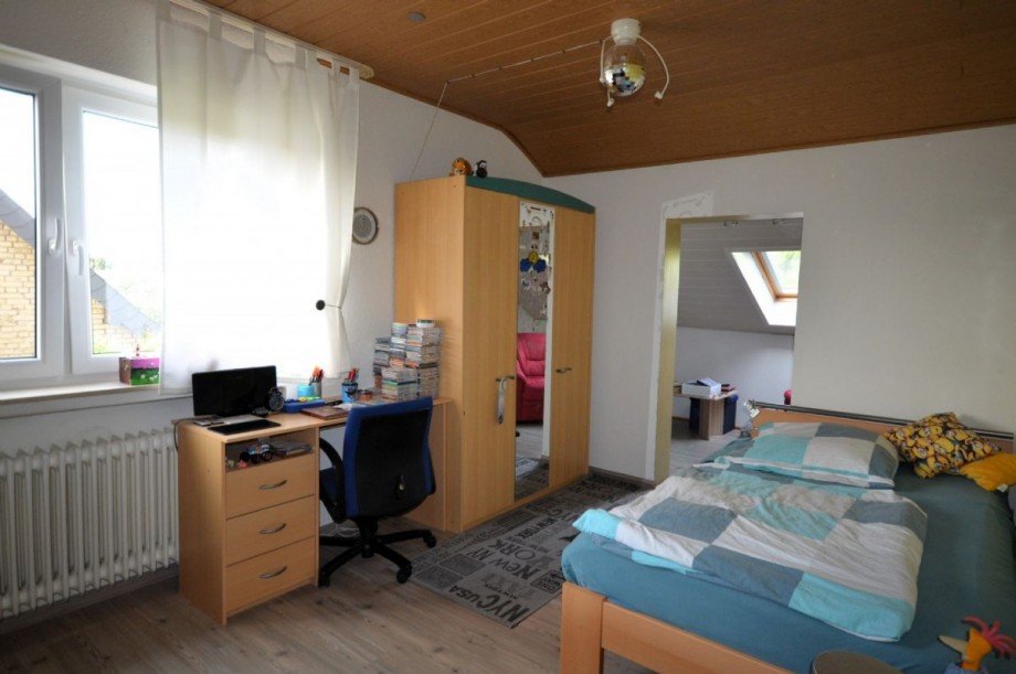 Zimmer 1 OG Bild 2 Einfamilienhaus H�ckelhoven-Schaufenberg