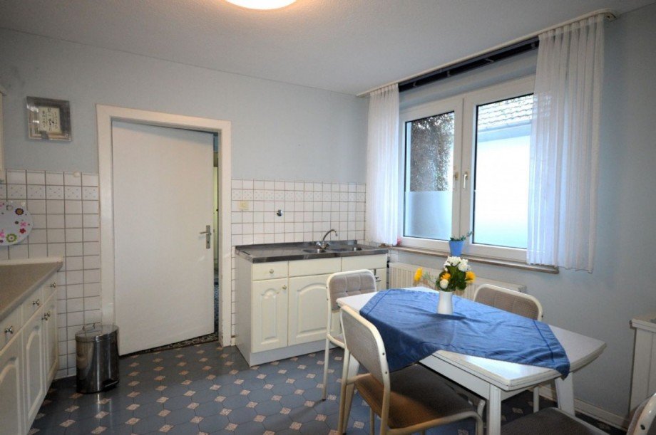 Küche EG Bild 2 Zweifamilienhaus Heinsberg-Porselen