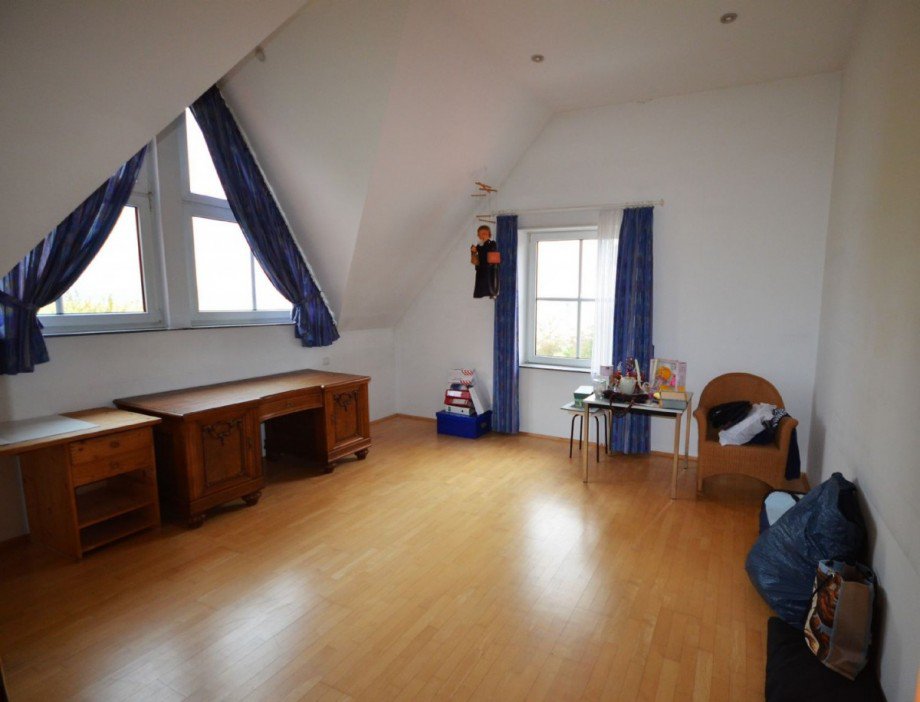 Kinderzimemr OG Einfamilienhaus H�ckelhoven-Baal