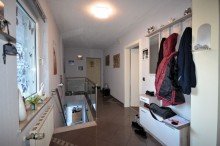 Flur OG Bild 2 Gepflegtes Zweifamilienhaus in ruhiger Lage von Heinsberg-Porselen