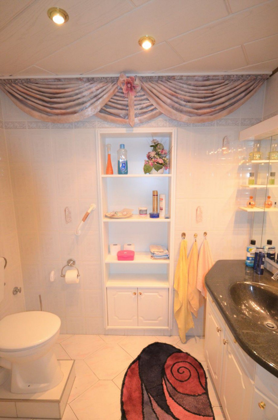 Wohneinheit 1 - G�ste-WC Mehrfamilienhaus H�ckelhoven-Doveren