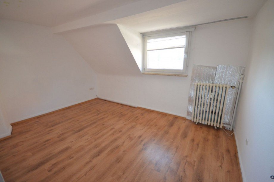 Wohnung DG, Zimmer 3 Wohn- / Gesch�ftshaus H�ckelhoven