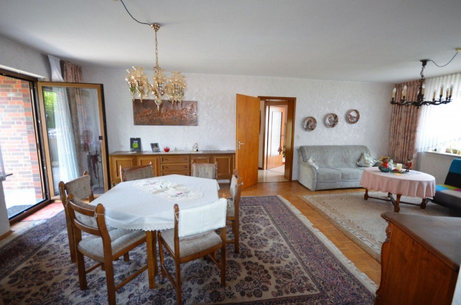 Wohnung EG Wohn-/Essbereich Bild 2 Zweifamilienhaus H�ckelhoven-Ratheim