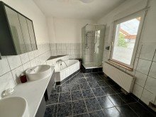 EG - Badezimmer Sanierungsbedürftiges Reihenmittelhaus mit Garten und Carport in Hückelhoven-Baal
