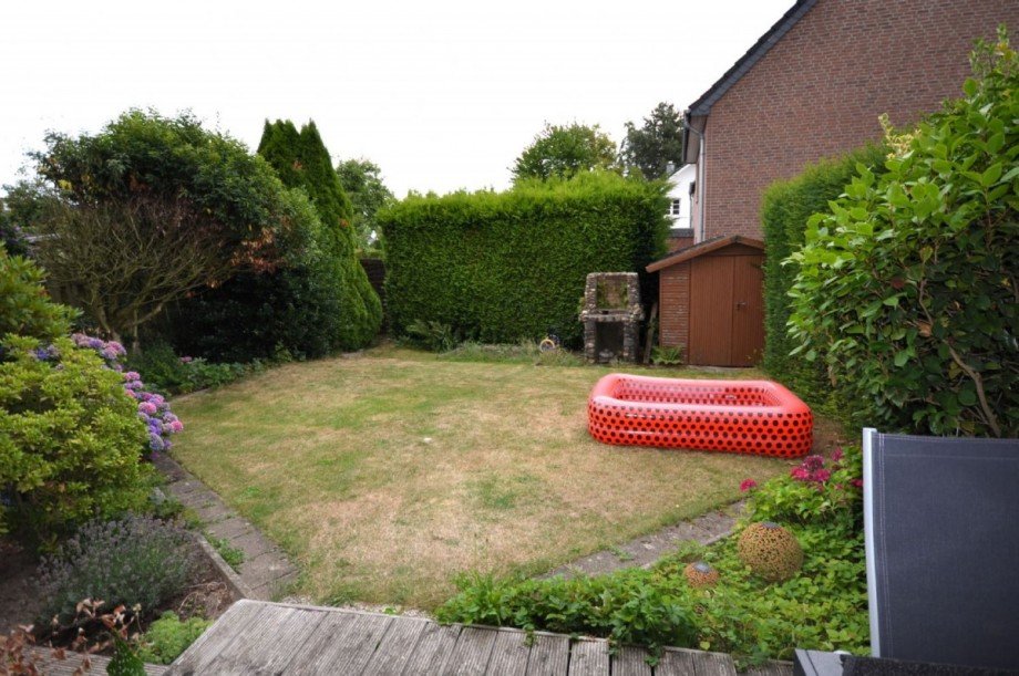 Außenbereich Bild 2 Zweifamilienhaus Hückelhoven