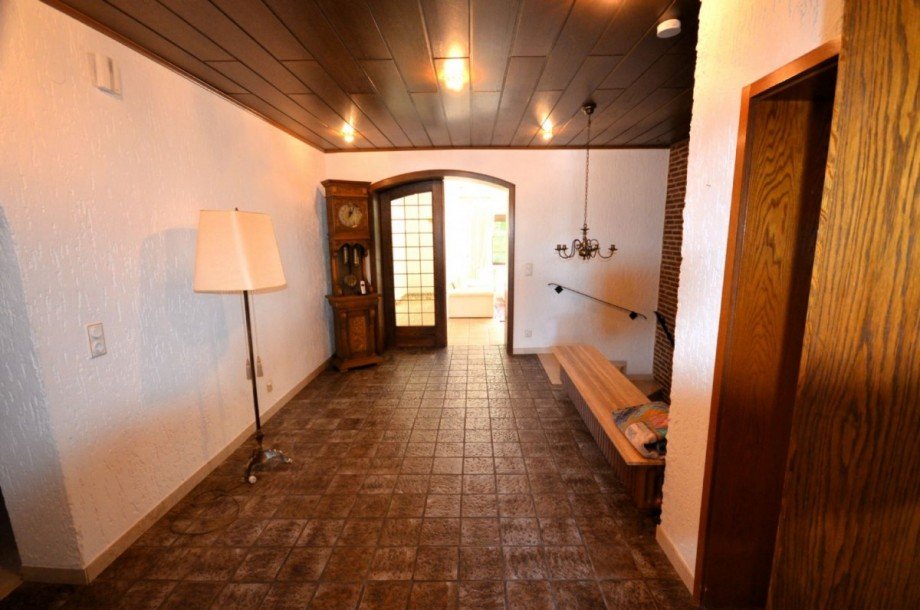 Diele Bild 1 Bungalow M�nchengladbach-Wickrathberg