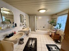 OG Badezimmer Großzügige Doppelhaushälfte im Zentrum von Hückelhoven-Ratheim