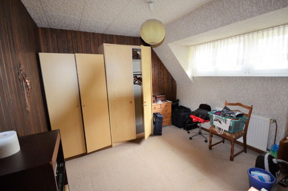 Zimmer 2 OG Doppelhaush�lfte H�ckelhoven-Ratheim