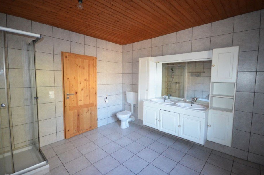 OG Bad Bild 2 Einfamilienhaus Hückelhoven-Ratheim