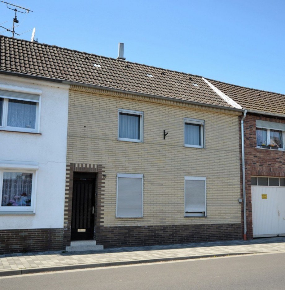 Front Reihenmittelhaus Hückelhoven-Ratheim