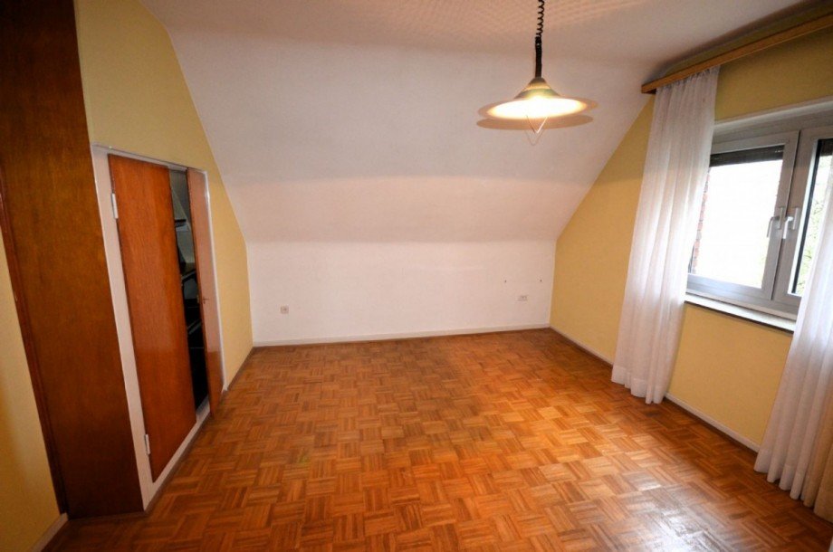 OG Zimmer 2 Einfamilienhaus Hückelhoven-Doveren