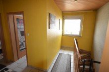 Flur OG Modernisiertes Reihenmittelhaus mit Garage in ruhiger Wohnlage in Wassenberg-Myhl