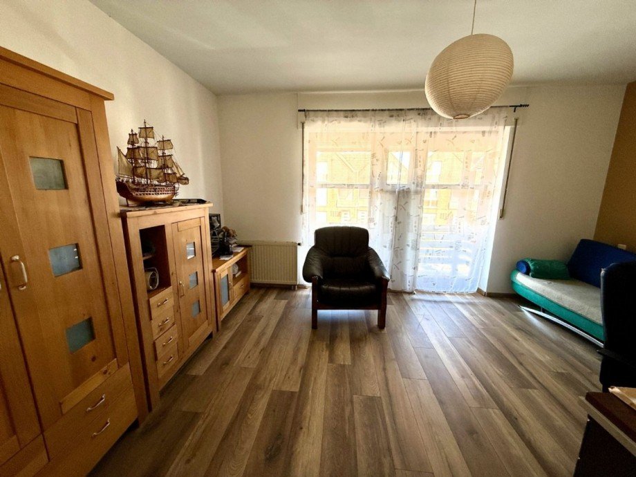 OG - Zimmer 2 - Zugang zum vorderen Balkon Einfamilienhaus Hückelhoven-Ratheim