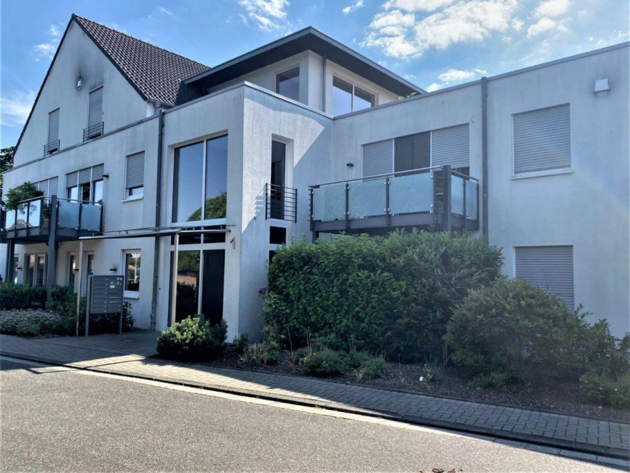 Front Erdgeschosswohnung H�ckelhoven-Ratheim