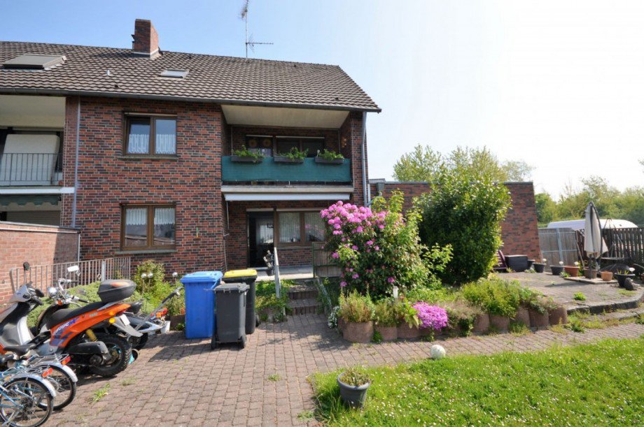Au�enbereich Bild 1 Zweifamilienhaus H�ckelhoven-Ratheim