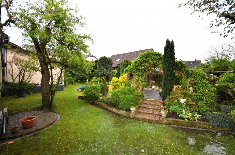 Au�enbereich Bild 4 Einfamilienhaus Hückelhoven-Doverhahn