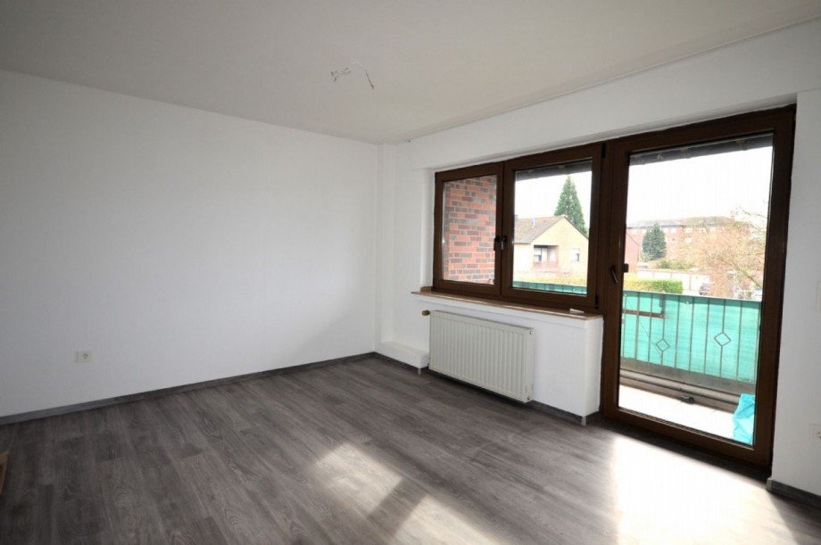 OG Zimmer 2 (Zugang zum Balkon) Etagenwohnung H�ckelhoven-Ratheim