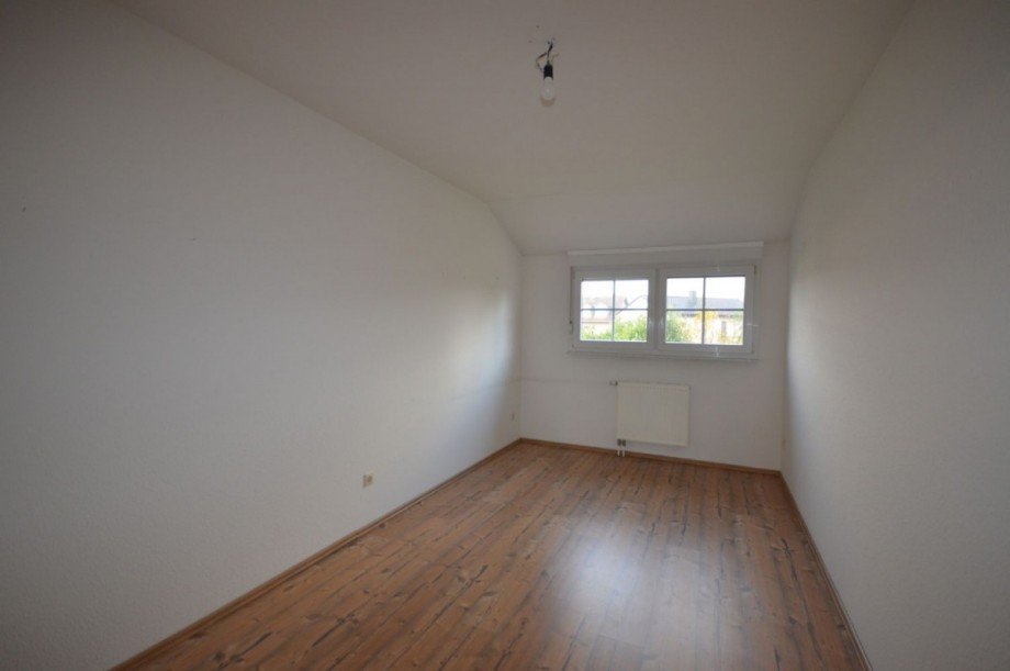 Zimmer 1 OG Doppelhaush�lfte H�ckelhoven-Millich