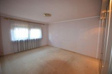 Zimmer 1 Gem�tlicher Bungalow mit Einliegerwohnung in M�nchengladbach-Wickrathberg