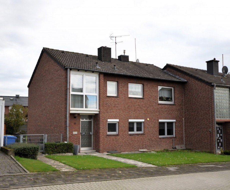 Front Bild 1 Etagenwohnung Hückelhoven-Ratheim