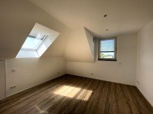 Schlafzimmer 1 Moderne 4-Zimmer-Wohnung mit Dachterrasse in der Ortsmitte von Wassenberg-Orsbeck