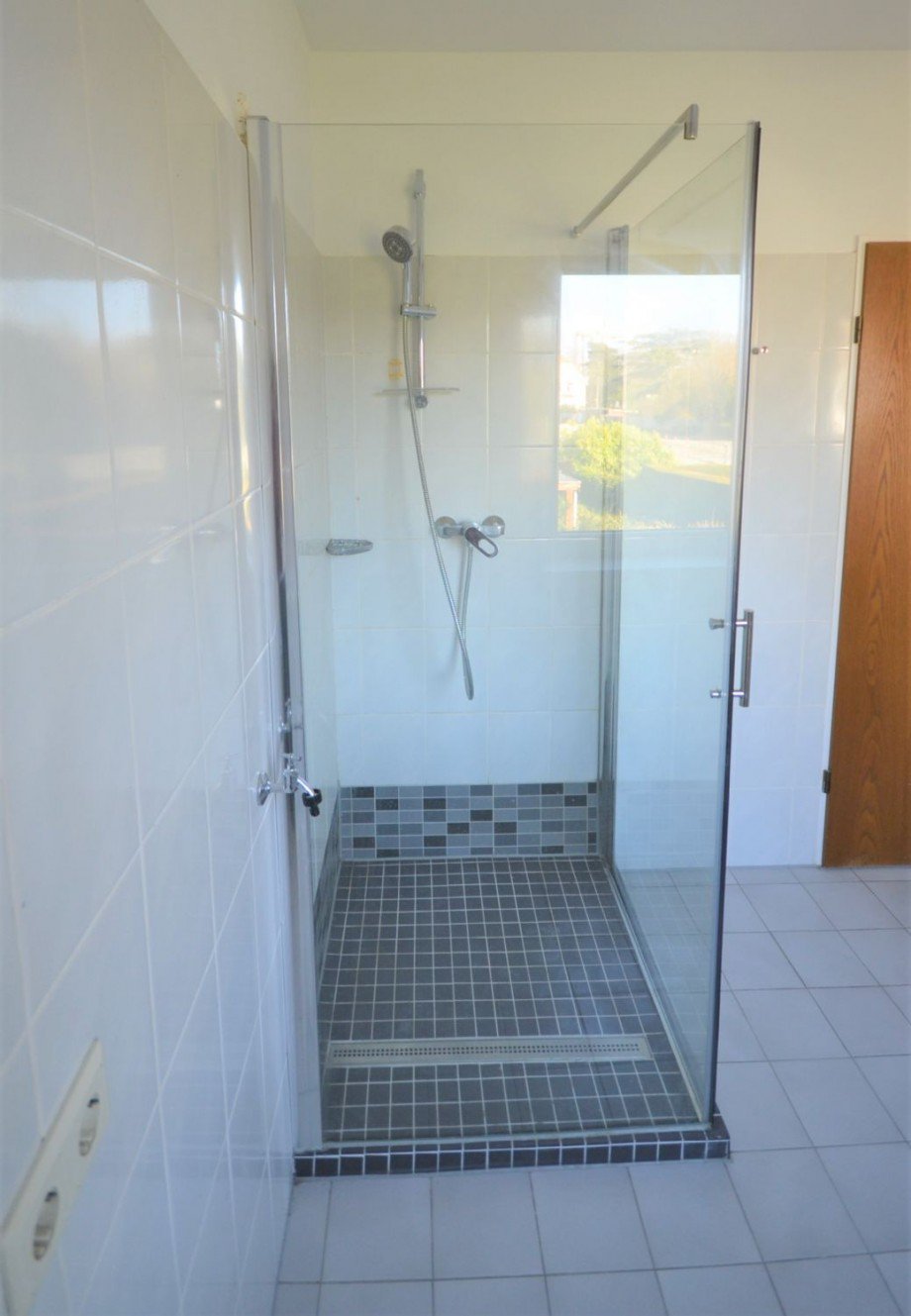 Bad Bild 3 Etagenwohnung Heinberg-Oberbruch