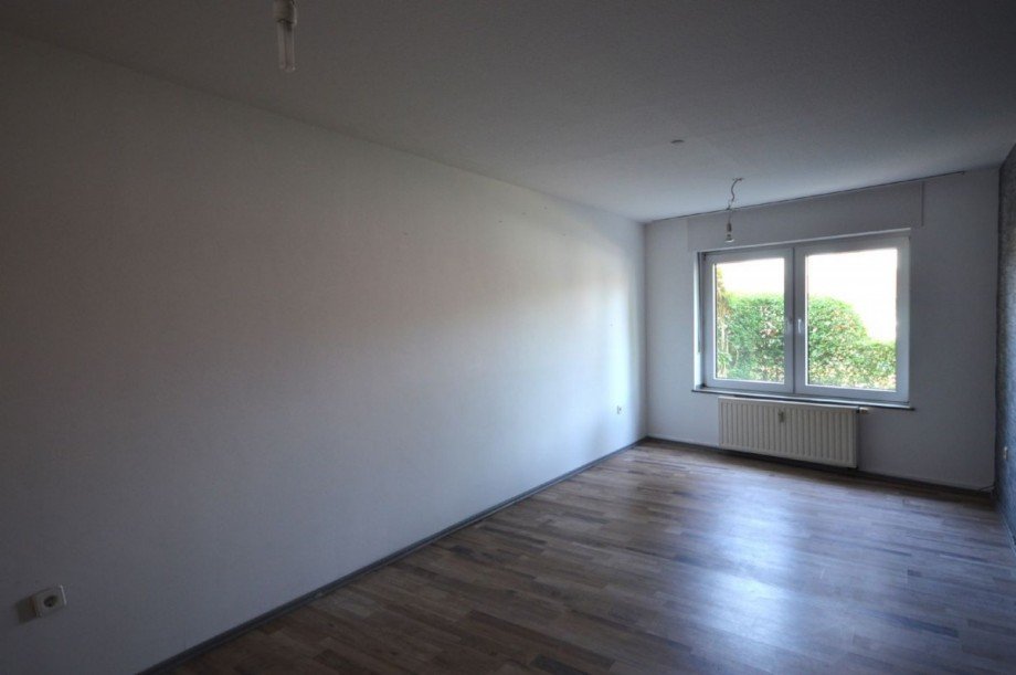 EG Schlafzimmer Bild 1 Doppelhaush�lfte Heinsberg-Porselen