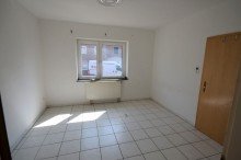EG Zimmer Sanierungsbed�rftiges Einfamilienhaus mit 5 Garagen und Baugrund in H�ckelhoven-Hilfarth