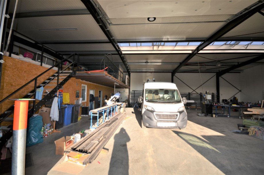  Halle H�ckelhoven