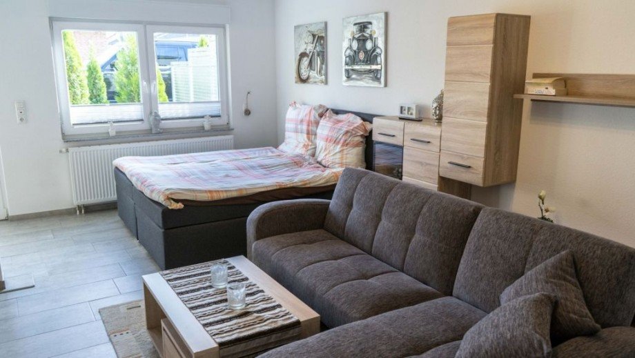 Wohn-/Ess-/Schlafbereich - Apartment 2 Mehrfamilienhaus Hückelhoven-Ratheim