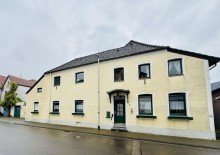 Frontansicht 1 Gemütliches Einfamilienhaus - mit Garage und Innenhof in Geilenkirchen-Immendorf
