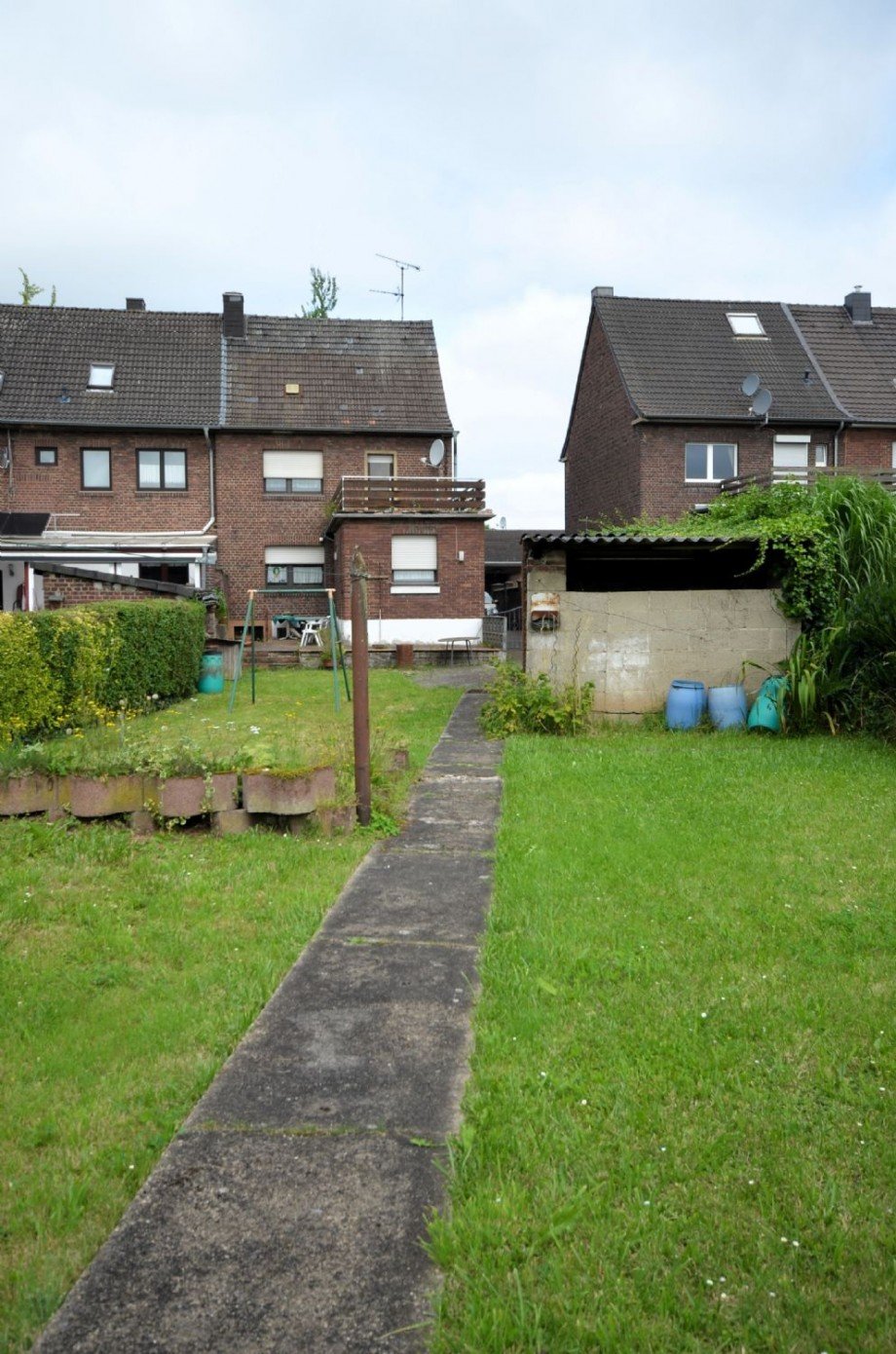 Außenbereich Bild 4 Doppelhaush�lfte Hückelhoven