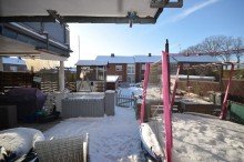 Au�enbereich Modernisierungsbed�rftige Erdgeschosswohnung im Zweifamilienhaus in H�ckelhoven-Ratheim