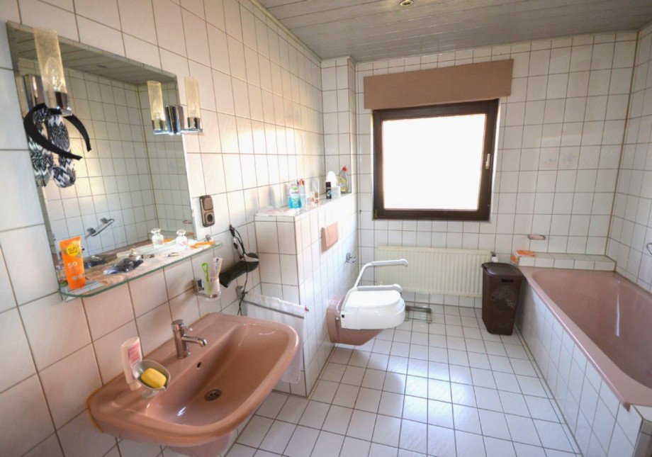Badezimmer Zweifamilienhaus Erkelenz-Gerderath