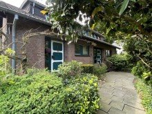 Frontbild 1 Sanierungsbedürftiges Einfamilienhaus mit seperater Einliegerwohnung in Hückelhoven-Ratheim