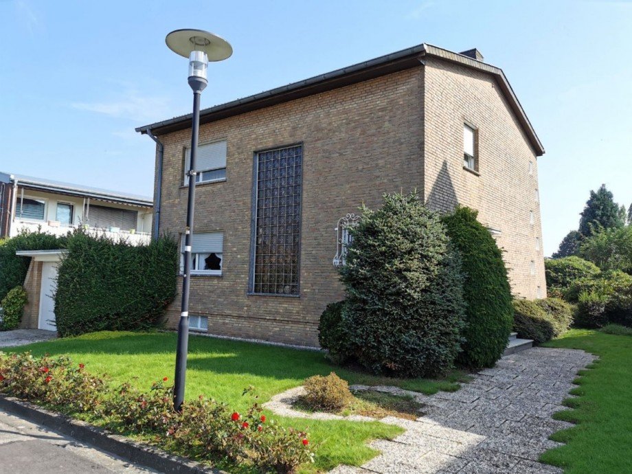 Front Einfamilienhaus Geilenkirchen