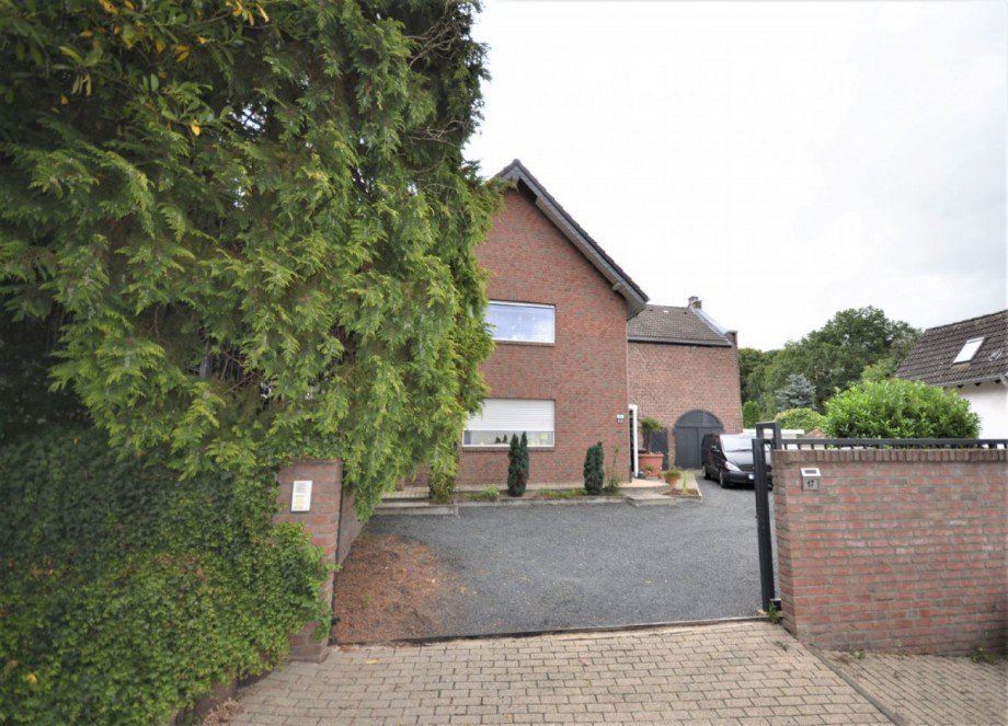 Front 2 Mehrfamilienhaus H�ckelhoven-Baal