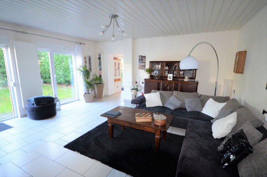 Wohnbereich Bild 1 Einfamilienhaus M�nchengladbach
