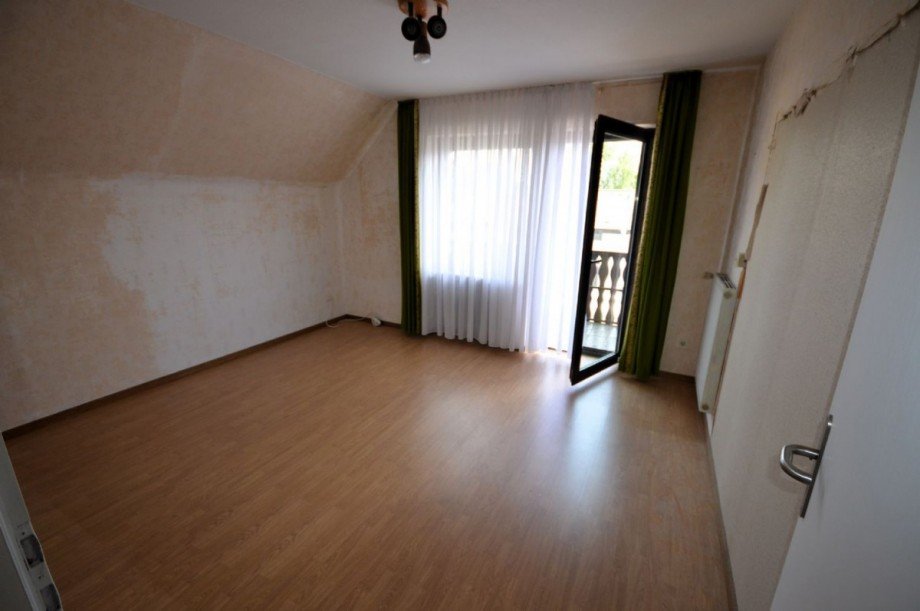 Zimmer 3 OG Einfamilienhaus Hückelhoven-Hilfarth