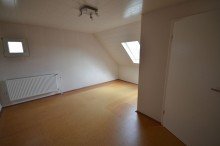 DG Zimmer 2 Modernisierte Doppelhaushälfte in ruhiger Lage von Hückelhoven-Schaufenberg