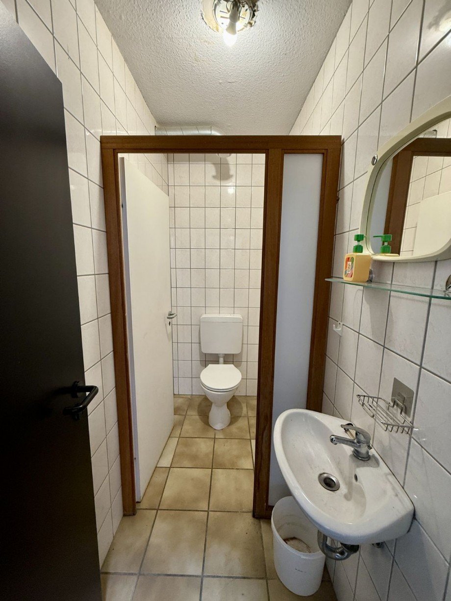 EG - Sanitärbereich Bild 1 Einzelhandel Erkelenz