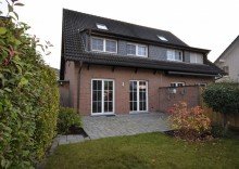 Au�enbereich Bild 2 Familienfreundliche Doppelhaush�lfte  mit Keller und Garage in H�ckelhoven-Millich