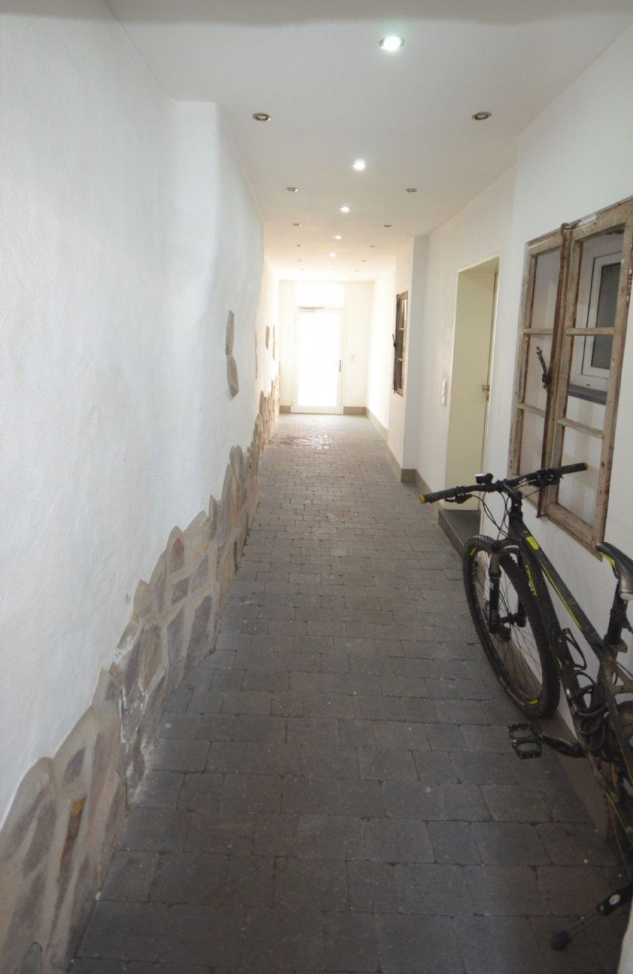 Zugang zur Wohnung - Eingangsbereich Maisonettewohnung Wassenberg