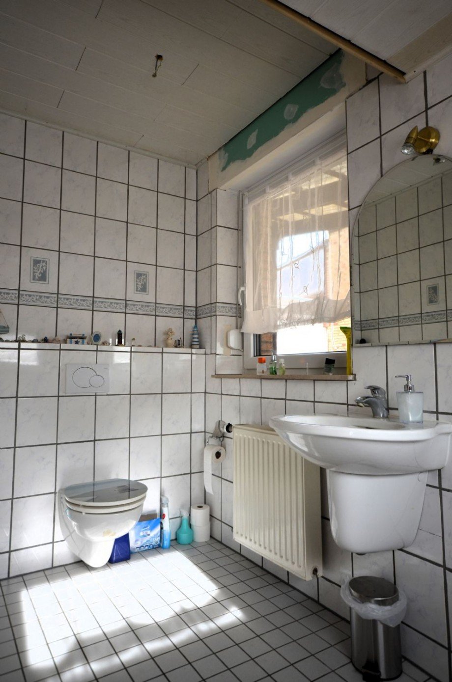 G�ste-WC mit ebenerdiger Dusche Einfamilienhaus H�ckelhoven-Schaufenberg