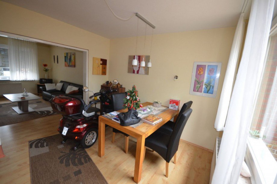 Wohn-/Essbereich Bild 2 Doppelhaush�lfte H�ckelhoven-Ratheim