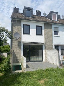 Außenbereich Bild 1 Sanierungsbedürftiges Zuhause mit Garten in Hückelhoven-Baal