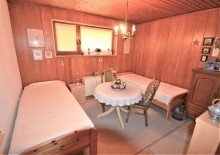 Zimmer 2 KG Bild 1 RESERVIERUNG AUFGEHOBEN!!! Freistehendes Einfamilienhaus mit Garage in ruhiger Lage von H�ckelhoven-Doverheide